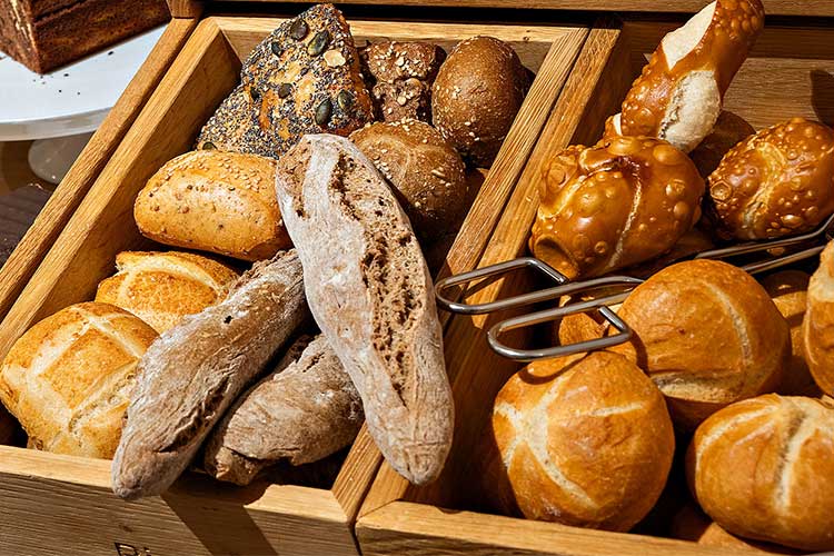 Alpen-Hotel-Frühstück-01