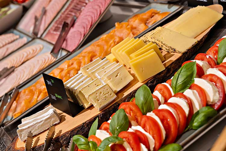 Alpen-Hotel-Frühstück-02